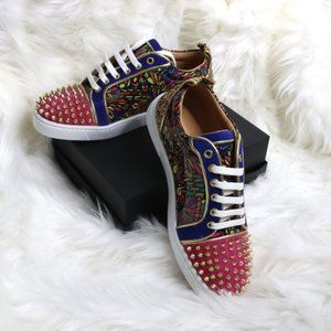 AUTH- Christian Loubotin's Vieira 2 low top sneakers! EU 38/8 NWOT